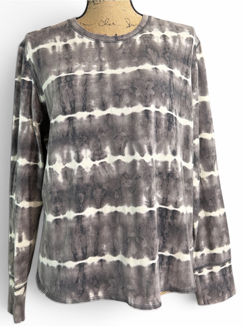 Columbia Tie-Dye Long Sleeve Crewneck Shirt - Gray & White EC. Size X-Large